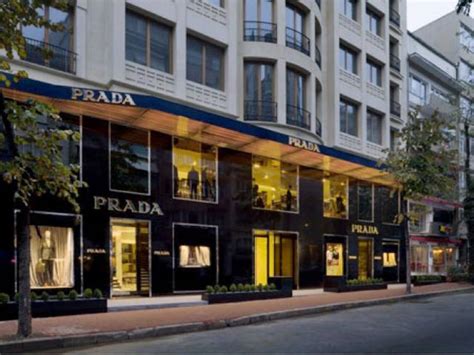 prada istanbul.